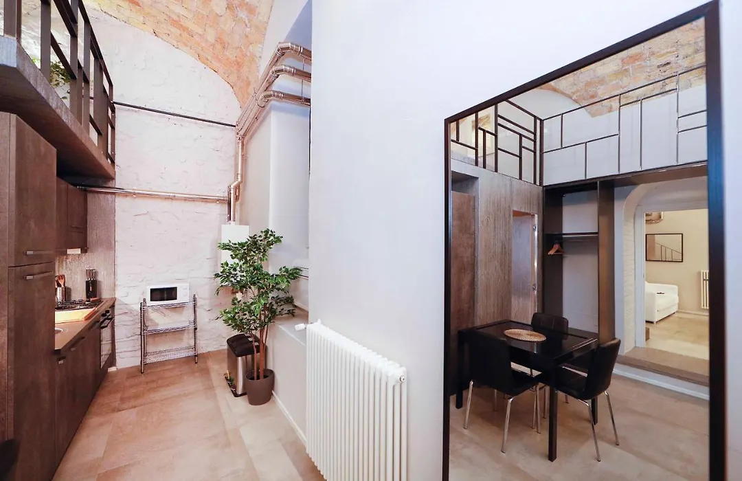 Post Industrial Loft Trastevere - Top Collection-1